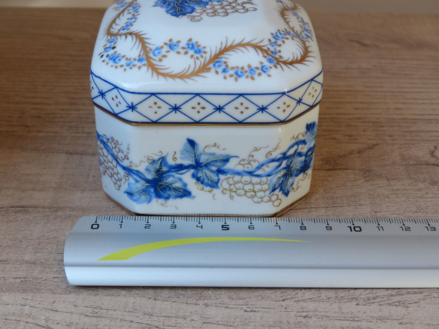 Boîte à Bijoux Vintage Vidal Arte - Porcelaine Peinte Main Portugal - Charme d’Antan Boîte Décor Vigne et Raisin Doré - Chambre Romantique