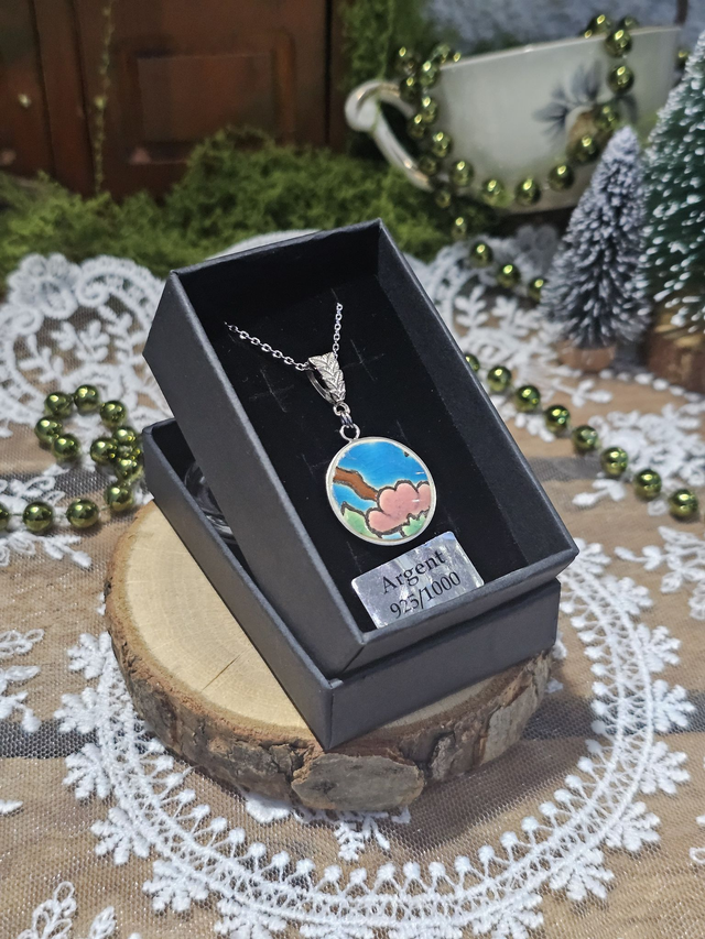 Pendentif Josephine Emaux