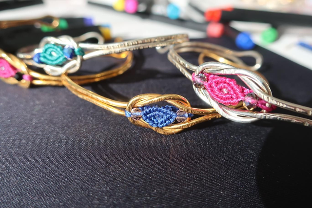 Bracelet Nœud en fil 