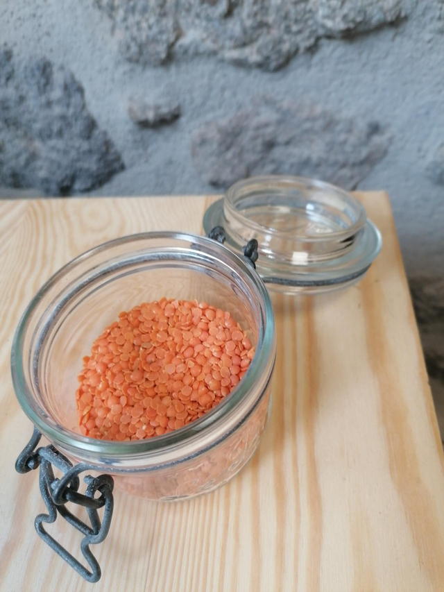 Lentilles Corail. Prix Pour 100g 