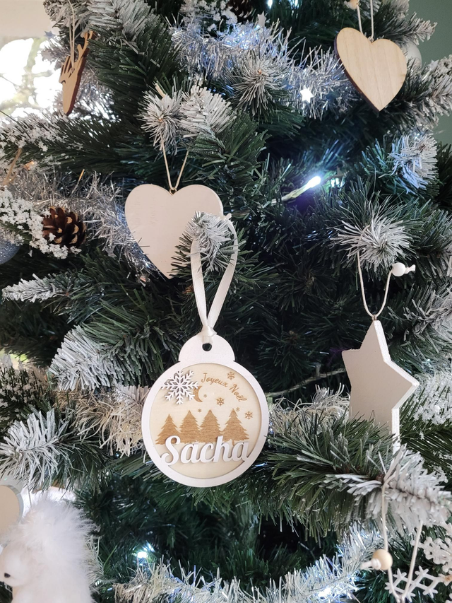 Boule de Noël 🎄 🎅 en bois personnalisable 