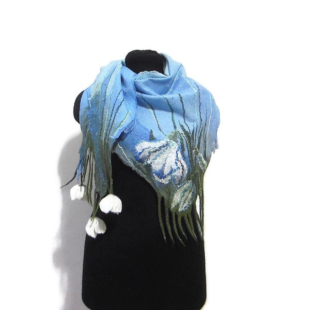 Scialle lana merino seta feltro caldo fatto a mano infeltrito blu