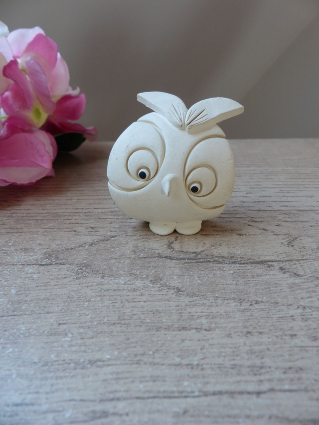 Figurine petit hibou blanc en plâtre fait main Cagayan, hibou miniature collection bébé animaux oiseaux chouettes, porte bonheur cadeau ami
