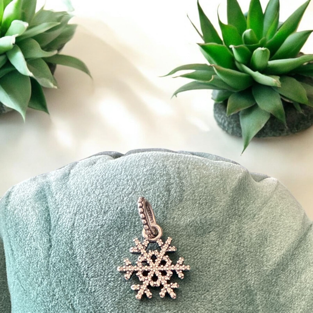 Discontinued Pandora Silver Snowflake Pendant | Rare Winter Charm