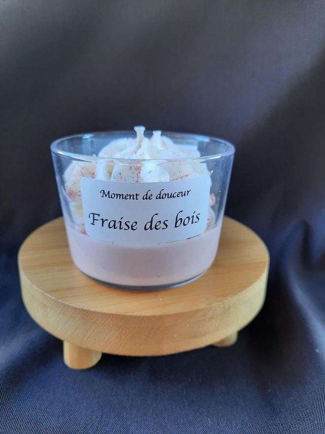 Bougie 12h Fraise des bois 