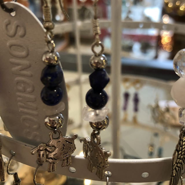 Boucles d’oreilles en lapis lazulli & Quartz rose 