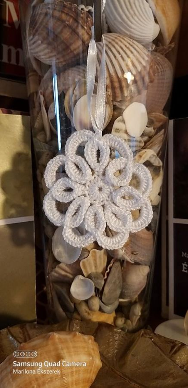 Margarétás  hópehely 