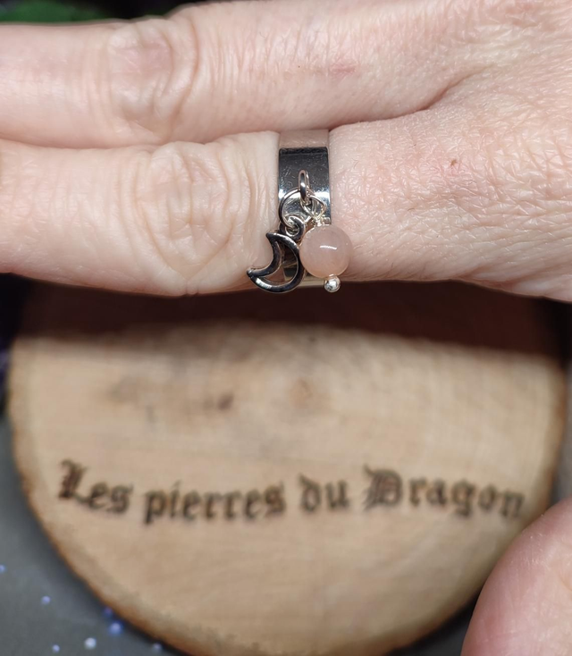 Bague réglable argentée lune et pierre de lune