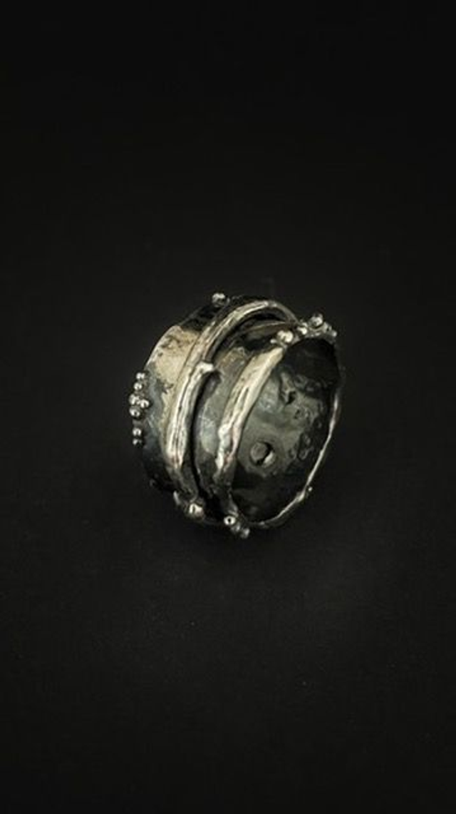 Spinner ring