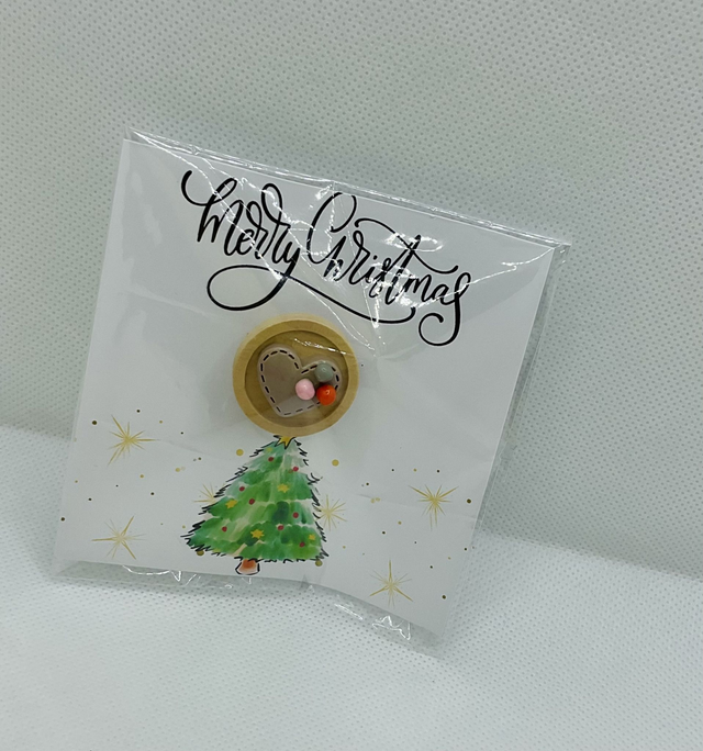 Handmade brooch with Christmas card. Gorgeous designs.
