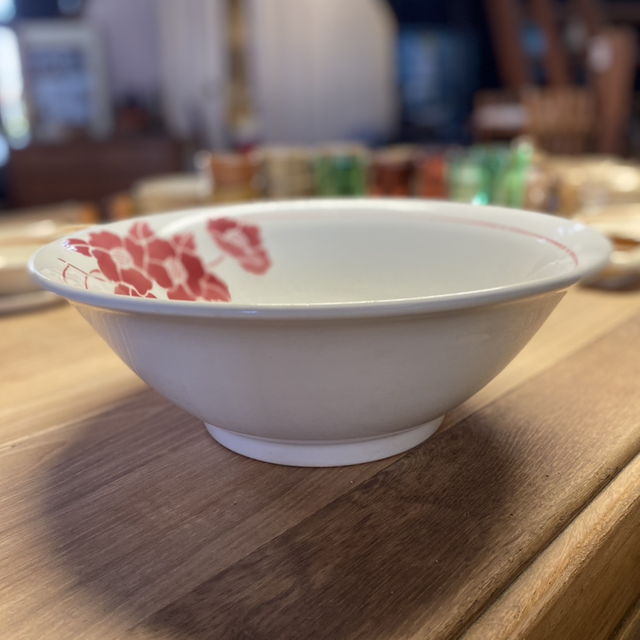 Saladier creux fleurs bordeaux