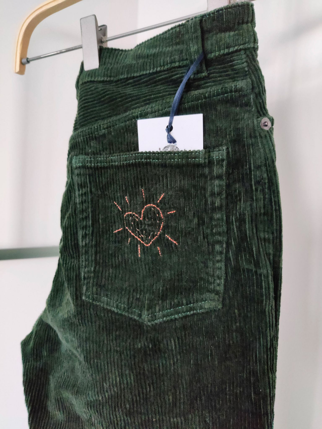 Pantalon Monki brodé - "Coeur" 