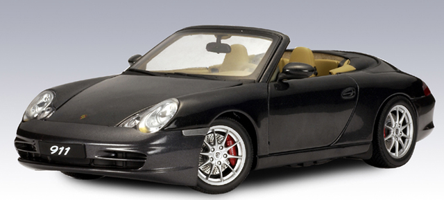 Porsche 911 (996) Carrera 2001 Cab Facelift Schwarz Met. AUTOart 1:18
