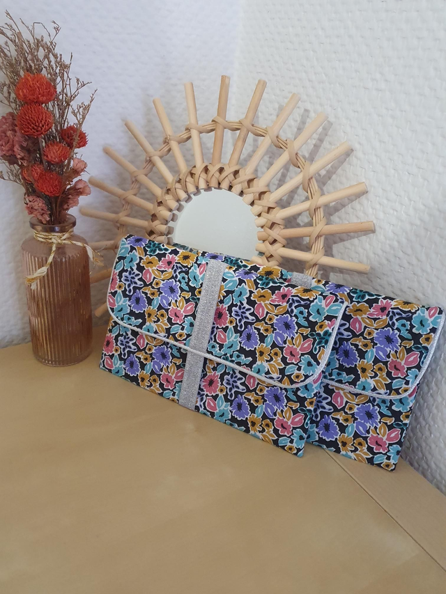 Jeannette ''Bernie'' turquoise avec passepoil