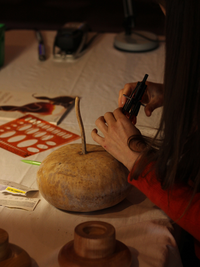 STAGE - Calebasse lumineuse SANS pied de lampe