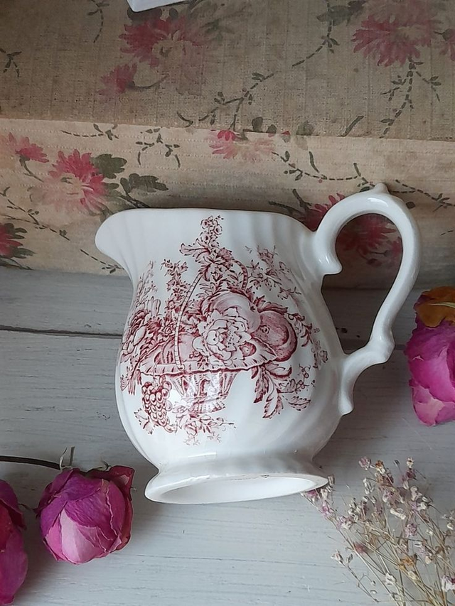 pichet ou pot ancien anglais