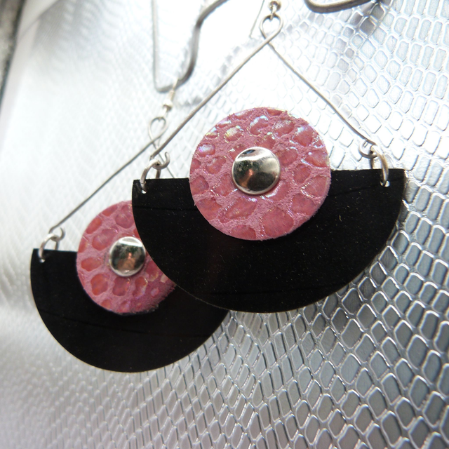 Boucle d&#039;oreille vinyle &quot;Caravelle Rose&quot; 