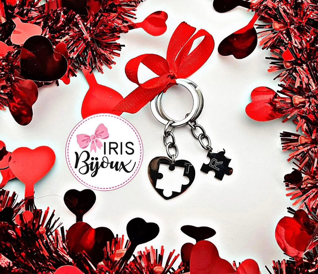 Portachiavi di coppia puzzle con iniziali 