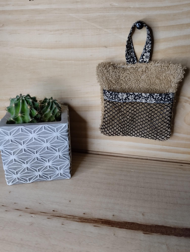 Pochette à savon à suspendre 