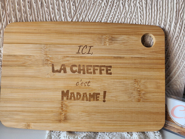 Planche apéro moyenne "ici la cheffe, c'est Madame"