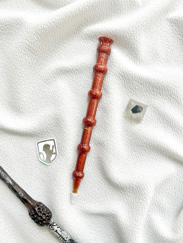 Caneta “Varinha Mágica” inspirada em Dumbledore®️