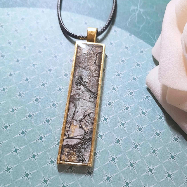 THAÏS - Collier - Métal doré - Noir, argent et doré