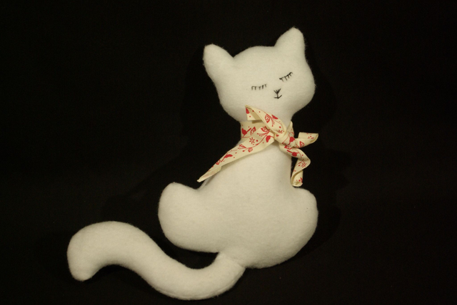 652-Doudou chat petit modèle, blanc hauteur 25 cm
