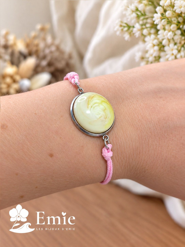 Bracelets - Nina✨ Blanc, soupçon de jaune - Résine Epoxy