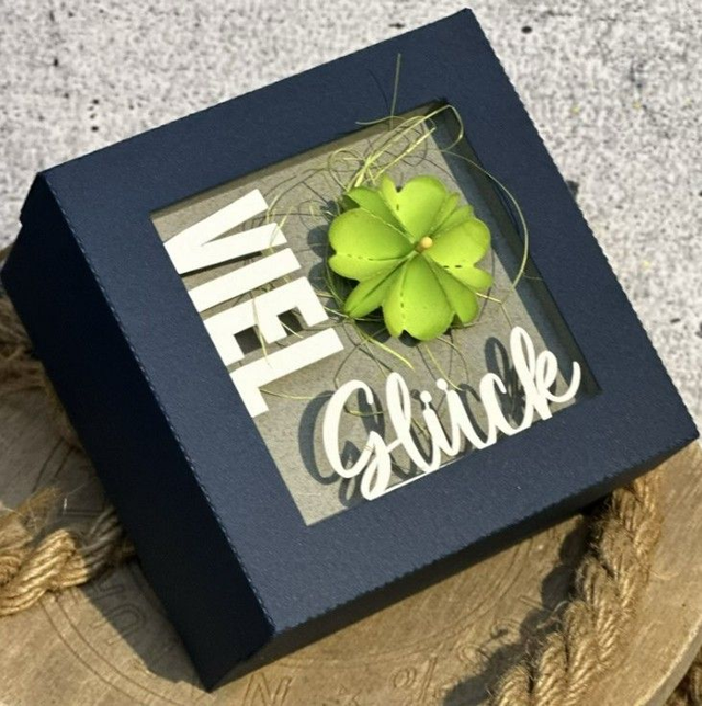 Quadratische Box für Schriftstanzen (180 ) Hersteller: Farbton-Design GmbH