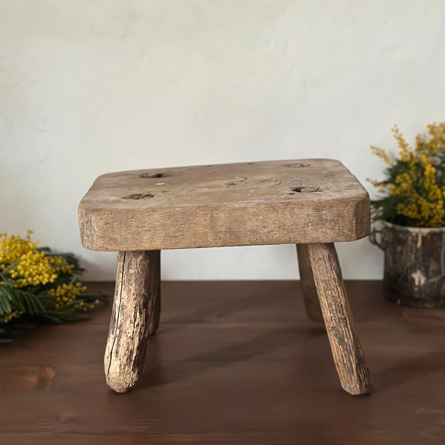 le tabouret rustique