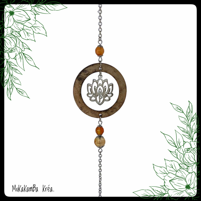 Attrape-soleil fleur de lotus yoga et noix de coco 