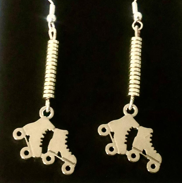 Roller skate earrings - Silver 