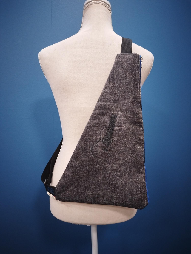 Le Sac bandoulière Pierre 