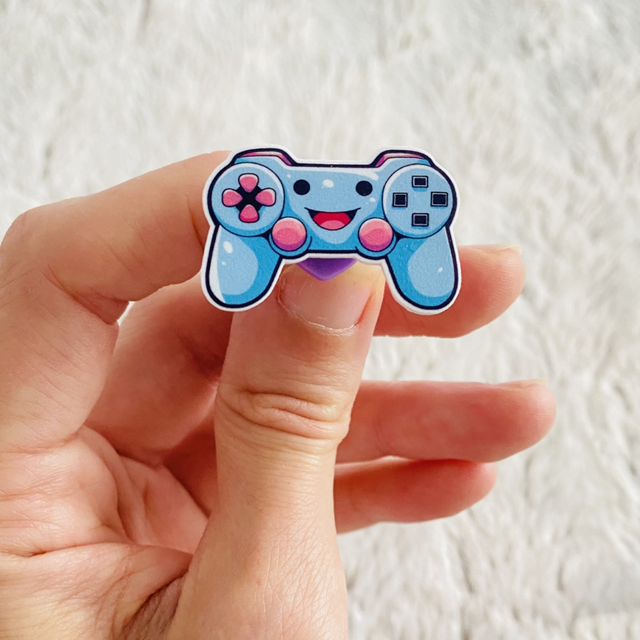 Pins Cute Manette 