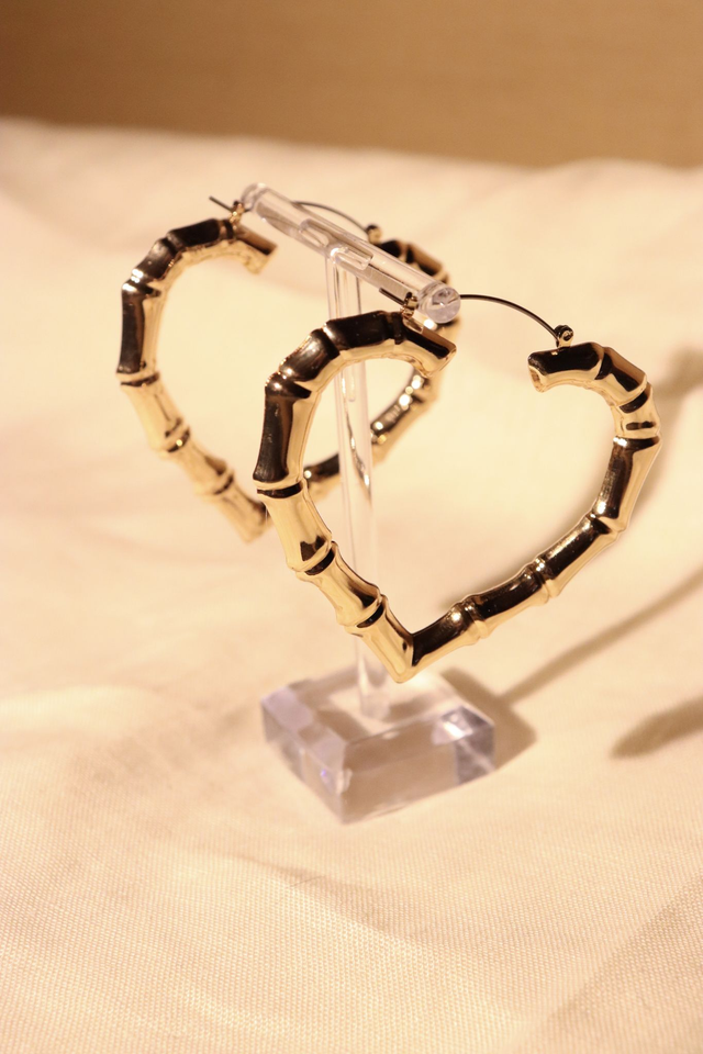 Boucles d&#039;oreille • Coeur style bambou