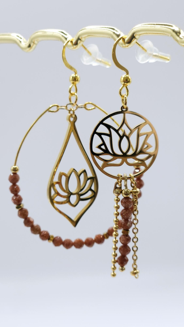 Boucles d&#039;oreilles asymétriques 