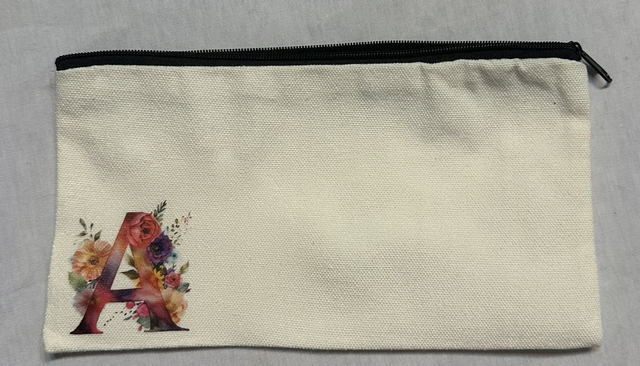 Trousse initiale fleurie