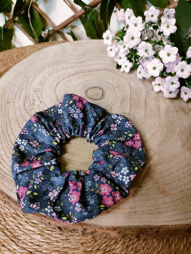 Maxi chouchou fleuri bleu rose 