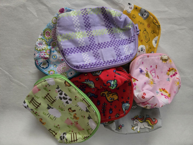 Crocus pouch