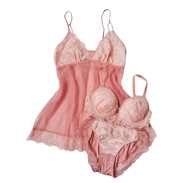 Peach embroidered cups cami + bra + underwear set UK 32B