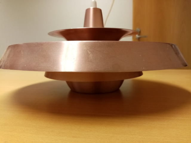 Retro kattovalaisin vaaaleanpunainen