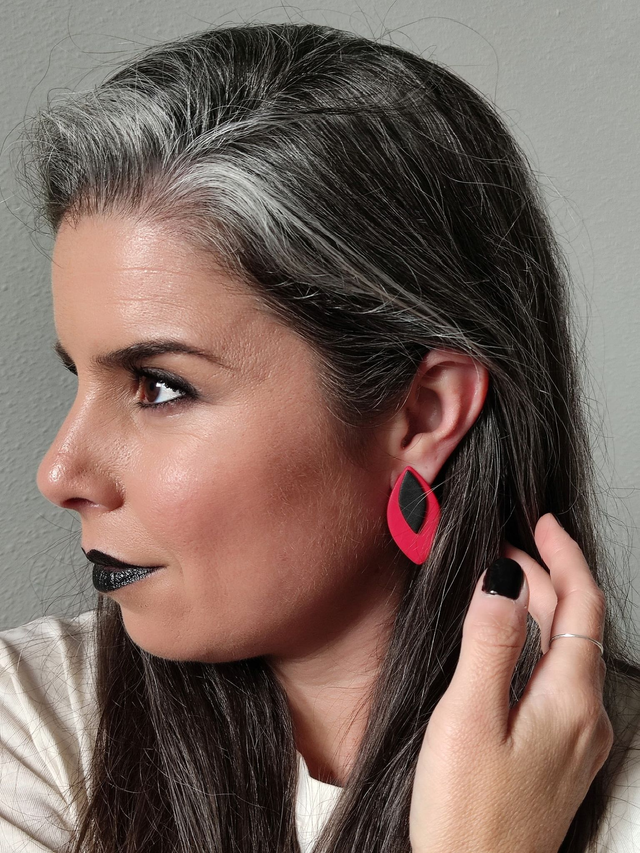 Candela rojos y negro