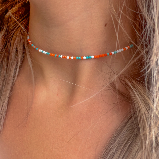 Ras de cou en perles facettées 