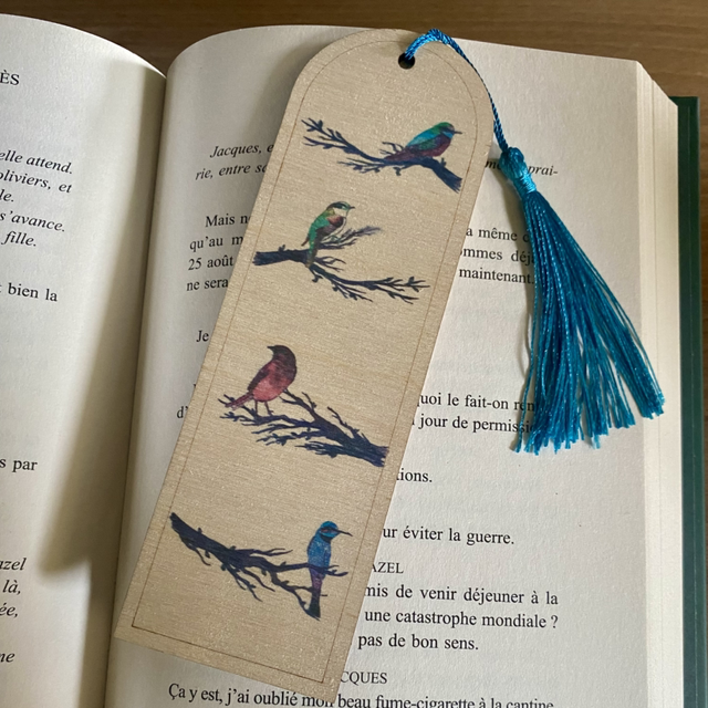 Marque page en bois motif oiseaux