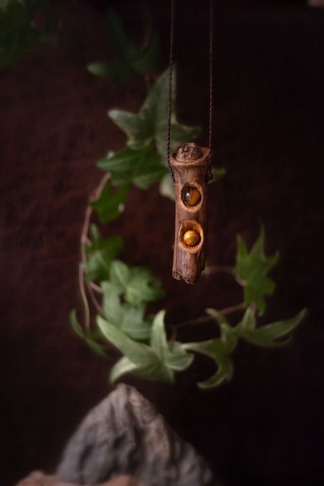 Elandor - Talisman oeil de tigre et bois flotté