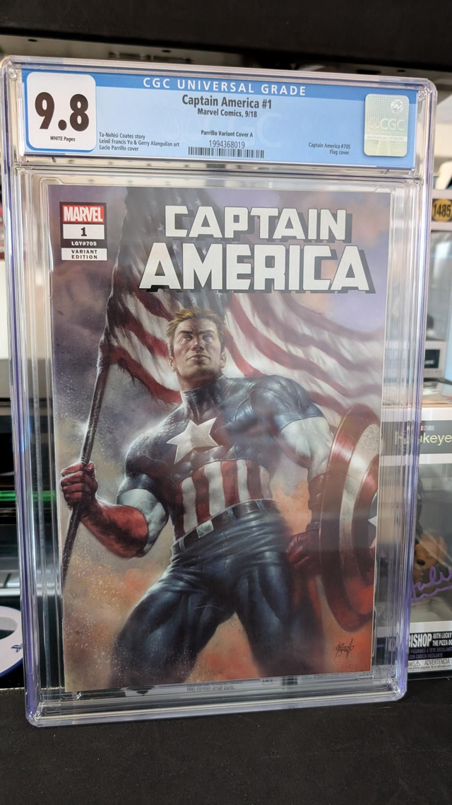 CGC Graded Comic 9.8 Marvel Captain America #1 Parrillo Variant A