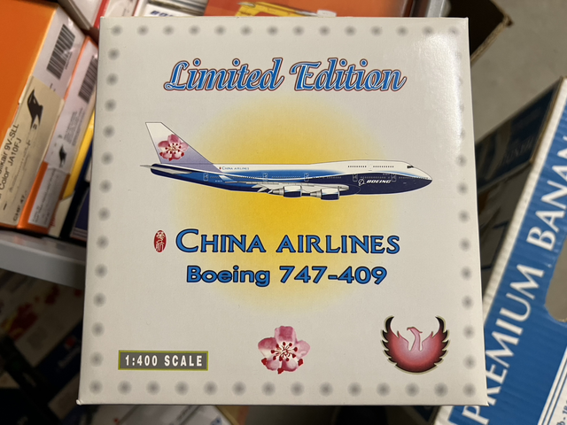 1:400 1:400 China Airlines B747-400 B-18210 Phoenix Models