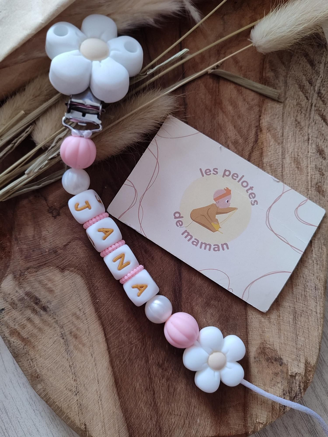 Attache tétine personnalisée 