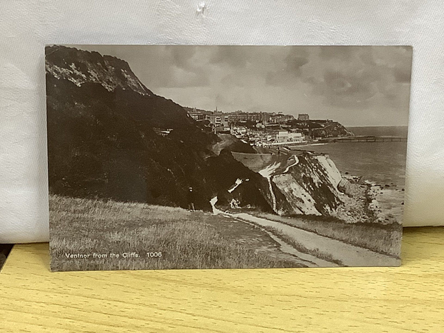 Ventnor, Isle of Wight, From the cliffs, Posted 1935 vintage unbranded postcard. Our Ref No. R767 £3.00