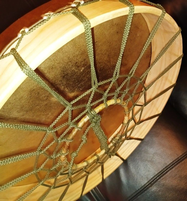 Grand tambour chamanique peau de bison 52 cm